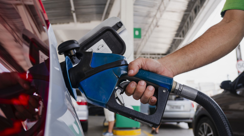 Petrobras anunciou queda no valor da gasolina A, de 5,6%, a partir de ter&ccedil;a-feira, 3 de junho