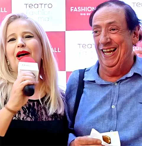 Ao jornal “O Globo”, Rose Scalco, advogada e amiga de Marcos Oliveira, declarou que o ator sobrevive somente com a aposentadoria de um salário mínimo e ganhos por trabalhos eventuais, uma renda insuficiente para que ele pague o aluguel.

