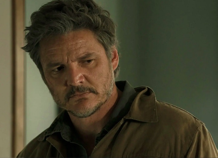 Em 2023, o ator foi escolhido para viver Joel Miller na série baseada no game de sucesso The Last of Us. A segunda temporada estreia no dia 13/04, no Max.