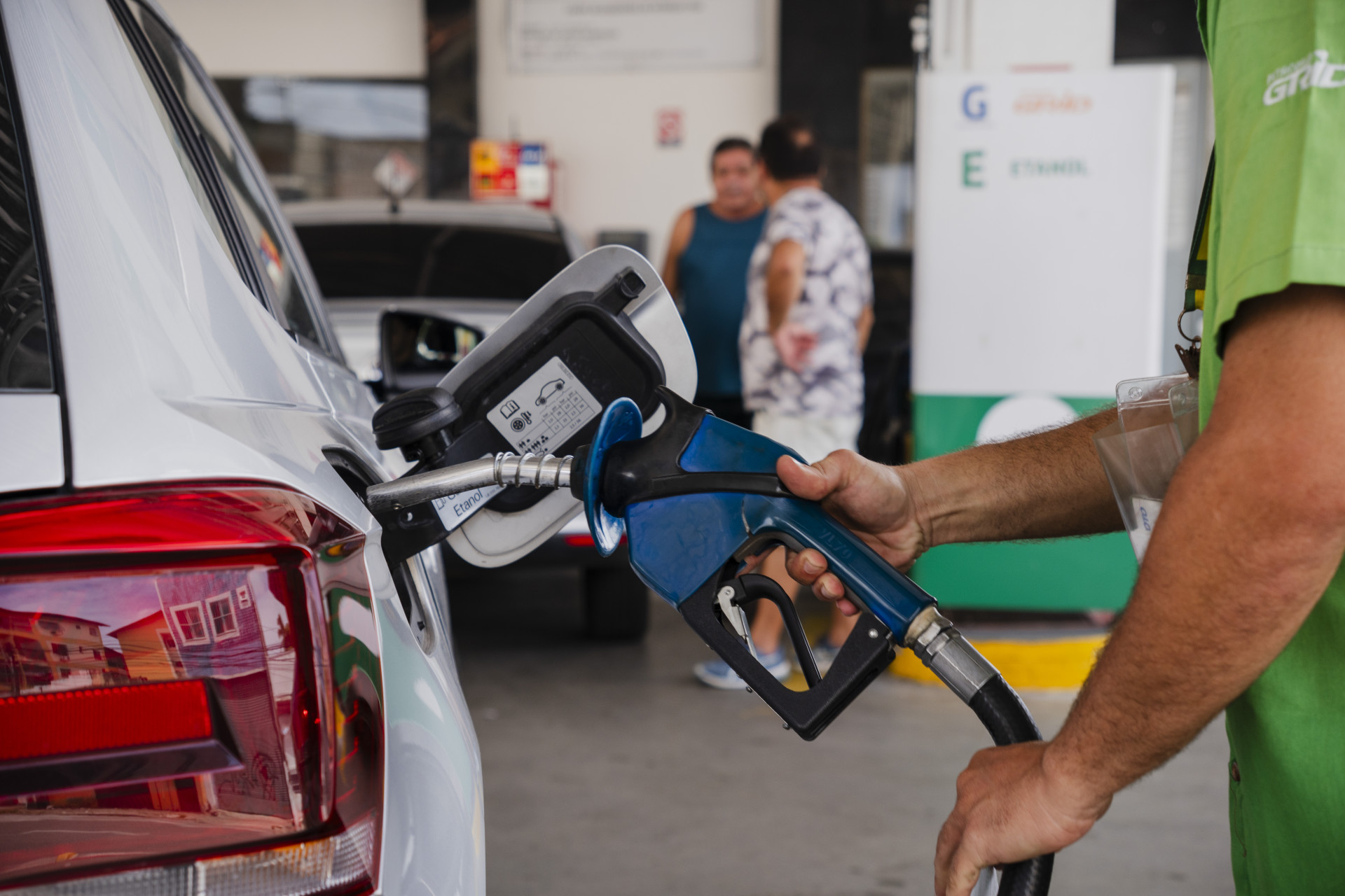 FORTALEZA, CEAR&Aacute;, BRASIL, 12-04-2025: Diferen&ccedil;a entre Itapipoca e Fortaleza chega a R$ 0,36 por litro da gasolina comum, segundo a ANP (Foto: Fernanda Barros/ O Povo) (Foto: FERNANDA BARROS)