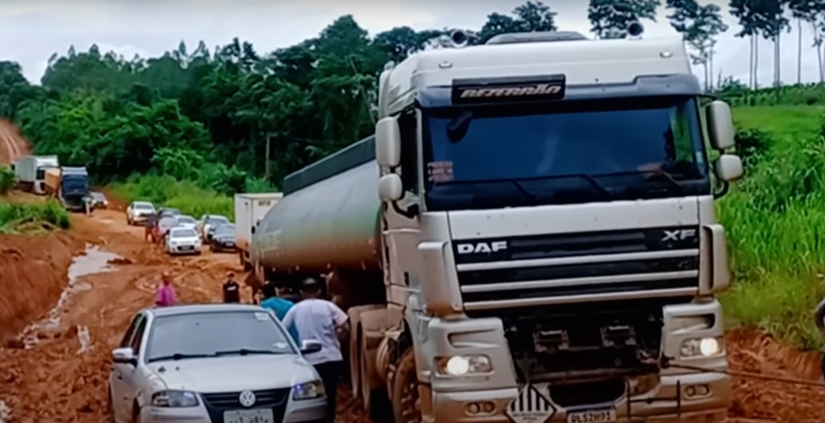 Sua construção era bastante complexa, com alto custo para o governo. Em período de chuva, fica impossível passar por alguns trechos por conta da lama.