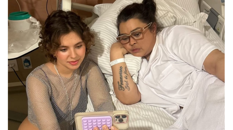 Irmã de Preta Gil faz visita surpresa neste sábado, 12, em hospital onde cantora está internada em tratamento contra o câncer, nos EUA