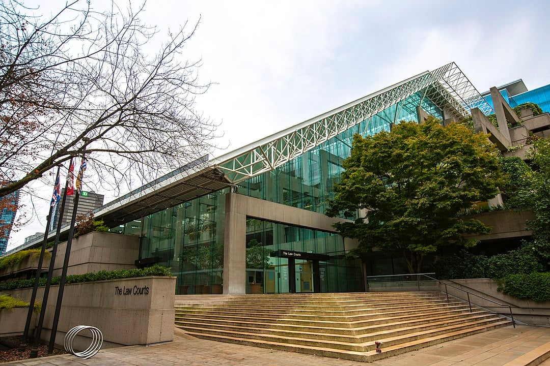 O julgamento de Ryan foi no Supremo Tribunal da  Colúmbia Britânica, uma das dez províncias do Canadá .