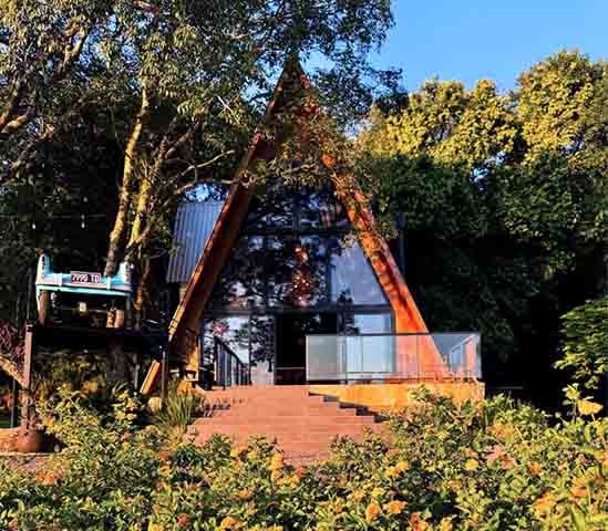 Uma hospedagem curiosa no Vale do Taquari, em Arroio do Meio (RS), vem conquistando fãs do universo Harry Potter.