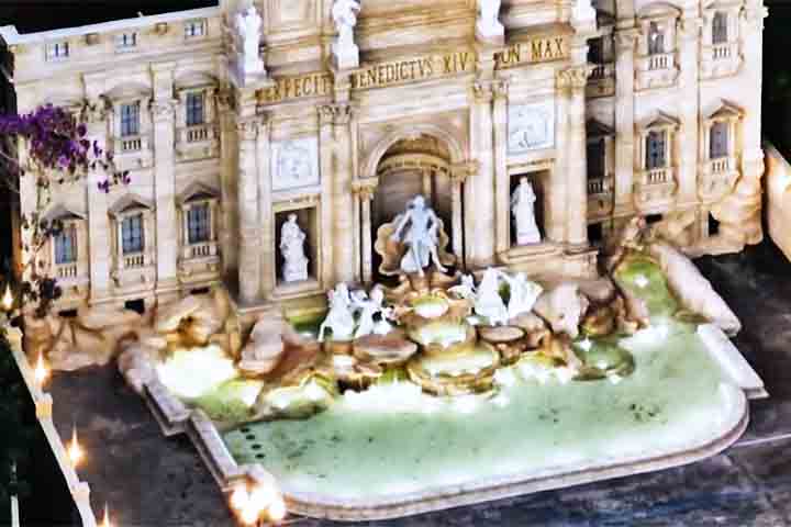 A cidade de Serra Negra, no interior de São Paulo, ganhou em 2023 uma réplica da Fontana de Trevi, famoso cartão-postal de Roma, na Itália. 
