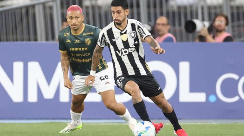 Meia sofreu trauma contra o Bragantino e é desfalque para o duelo desta quarta-feira (16) contra o São Paulo, no Nilton Santos