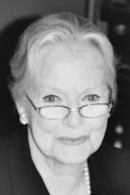 100 - Maria Riva - Ela trabalhou na televisão na CBS na década de 1950, tornando-se uma das primeiras estrelas da televisão da era do cinescópio. Além disso,  é filha da atriz Marlene Dietrich, sobre quem publicou um livro de memórias em 1992.