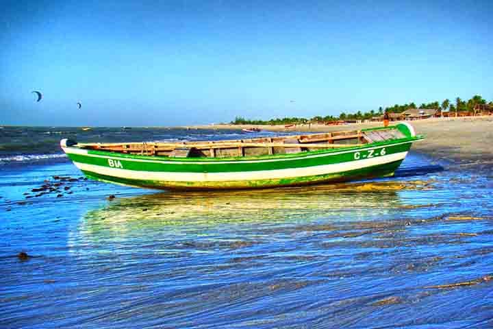 O estado do Piauí, no nordeste do Brasil, tem a menor faixa litorânea do país. Sua costa tem apenas 66 km de extensão distribuídos por apenas quatro municípios. 