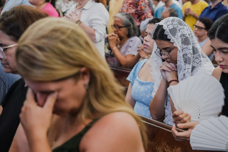 FORTALEZA-CE, BRASIL, 17-04-2025: Missa de Lava Pés, na Catedral Metropolitana de Fortaleza.  (Foto: Fernanda Barros/ O Povo)