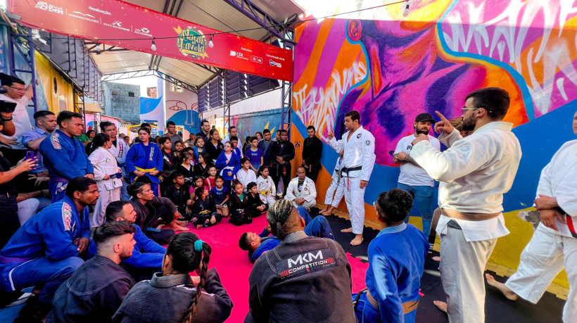 Visita ao Beco Céu, no bairro Vila Velha, em Fortaleza