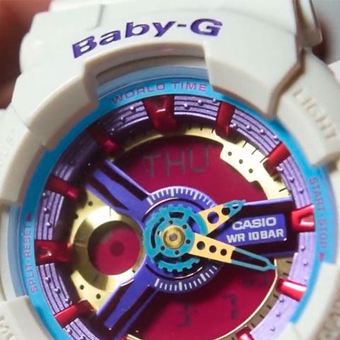 Os relógios Baby-G foram uma febre entre as mulheres. Era um acessório que chamava atenção pelo  estilo esportivo e jovial. 