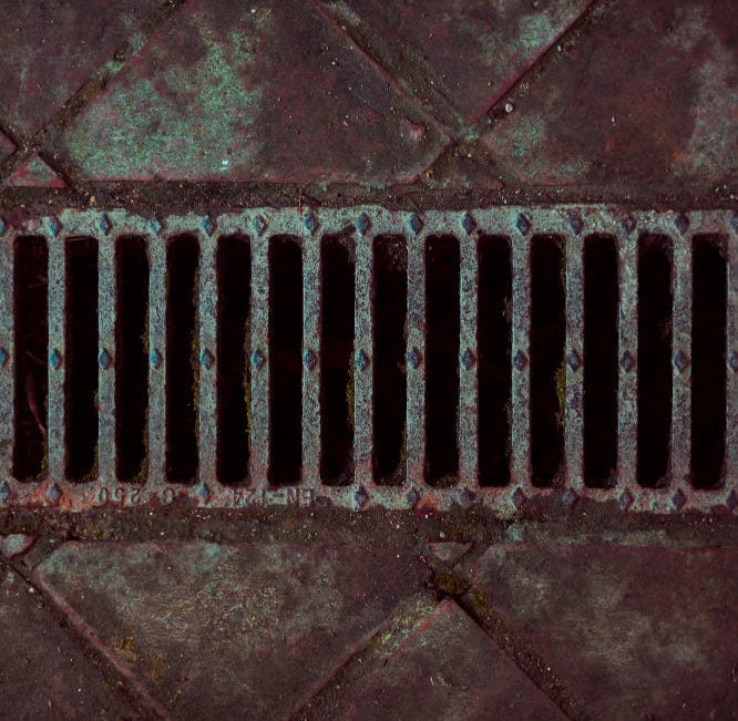 Além disso, o Biogás tem um potencial ambiental enorme. Por exemplo, os esgotos das cidades podem virar energia com a ajuda dos biodigestores.