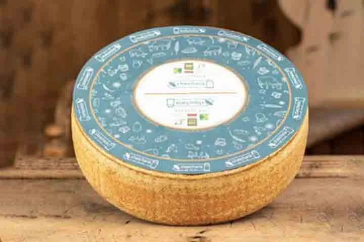 Tea Fondada da Chascharia Val Müstair, na comuna de Müstair, na Suíça – 84 pontos.