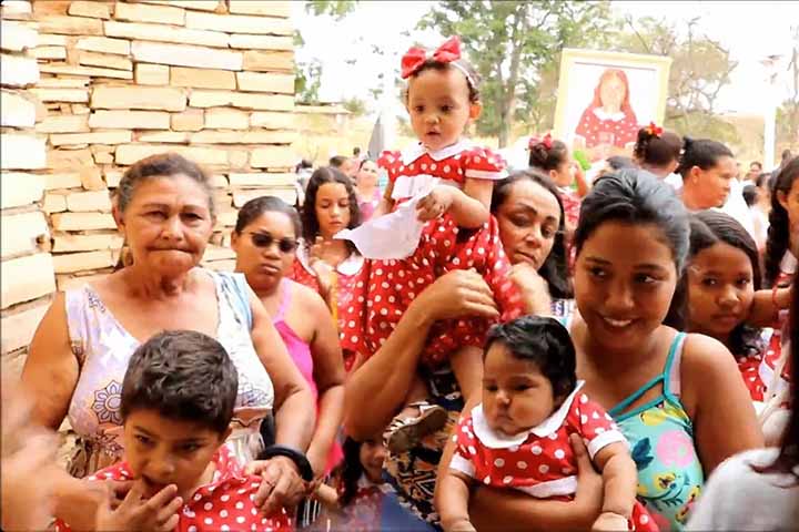 “Ela se relacionava bem com todos, era gentil, muito educada e se ocupava responsavelmente com os estudos. Nela, se destacava a simplicidade e a prudência. Sua fama de santidade e martírio é justa”, afirmou Raimundo, que conviveu com Benigna. 
