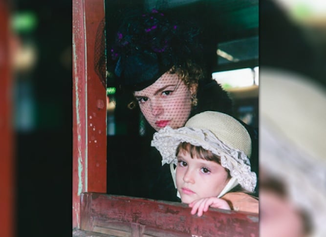 Ana Paula também estrelou produções como Os Maias (2001), adaptação do clássico de Eça de Queirós, e filmes como O Coronel e o Lobisomem (2005).