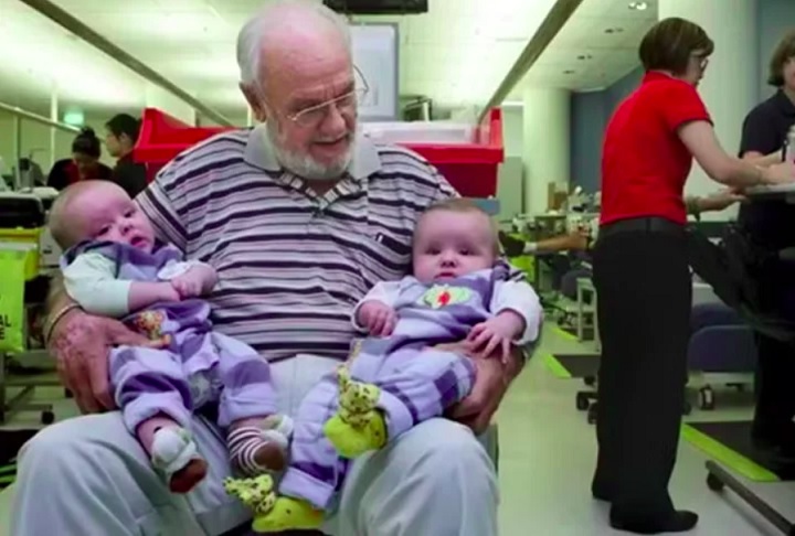 Ele também destacou que há poucos doadores regulares que conseguem produzir anticorpos em quantidade e qualidade suficientes, tornando essa descoberta ainda mais importante. 