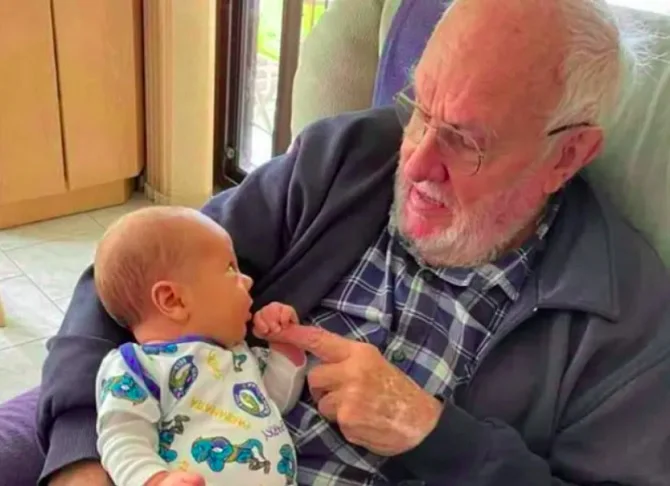 De acordo com sua família, Harrison morreu tranquilamente enquanto dormia em uma casa de repouso localizada em Nova Gales do Sul, na Austrália, no dia 17/2/25.