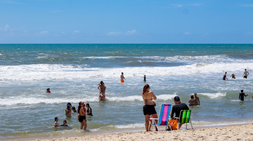 Praias que se estendem de Leste Oeste até a Barra do Ceará estão totalmente impróprias para banho.