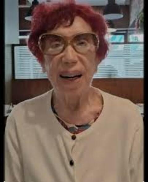 Berta Loran - 99 anos - A atriz e comediante polonesa tem origem judaica e é naturalizada brasileira. Entre as personagens mais conhecidas, estão a portuguesa Manuela D’Além Mar, da Escolinha do Professor Raimundo, e a empregada Frosina, da novela Amor com Amor Se Paga.