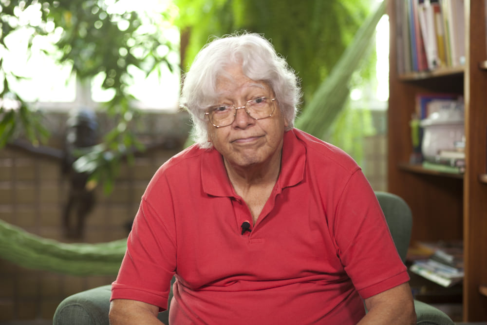 Hermínio Bello de Carvalho - 90 anos - É um compositor, poeta e produtor musical brasileiro, além de ativista cultural. Assim, o artista foi um dos responsáveis pelo sucesso de Clementina de Jesus, e fez parcerias marcantes com Cartola, Carlos Cachaça, Paulinho da Viola, entre outros.