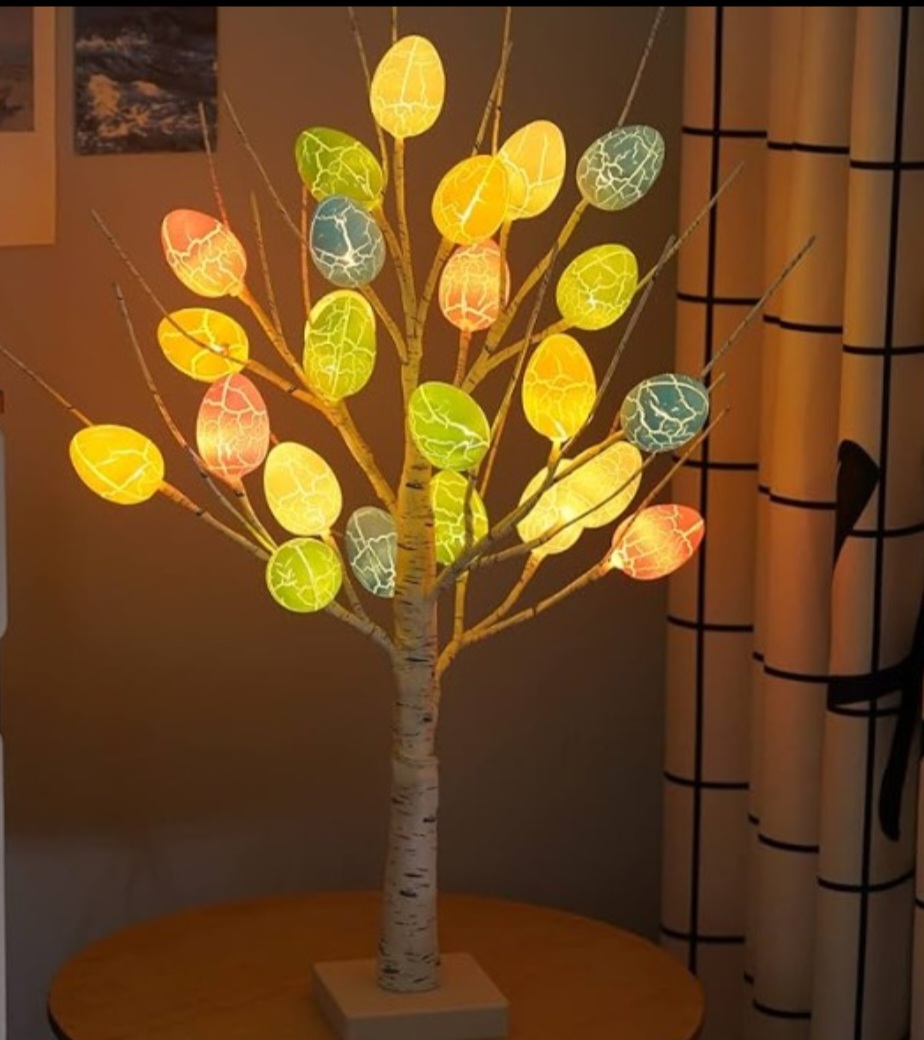 Também há modelos com LED que ficam brihantes e dependendo do tamanho podem chegar à faixa de R$ 300. 