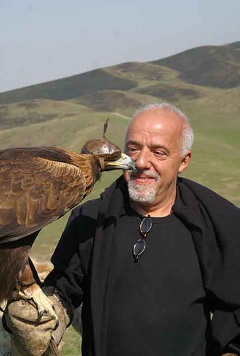 Maktub também entrou para o hall de grandes obras de Paulo Coelho.