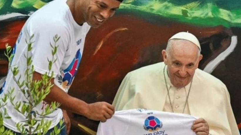 Em diversos ocasiões, Pontífice compareceu a eventos esportivos ou recebeu atletas no Vaticano; confira alguns desses encontros