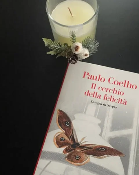 O mago é um fenômeno e alcançou um patamar que poucos conseguiram. Suas obras são sucesso de vendas, mais de 220 milhões de exemplares comercializados mundialmente e traduzidas em 81 idiomas.