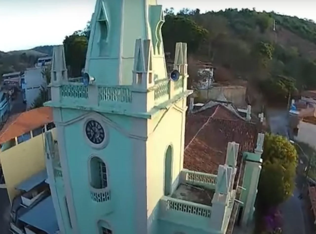 1° lugar: Santa Cruz de Minas - Estado brasileiro: Minas Gerais  - Área territorial: 3,565 km². População: 8.100 habitantes 