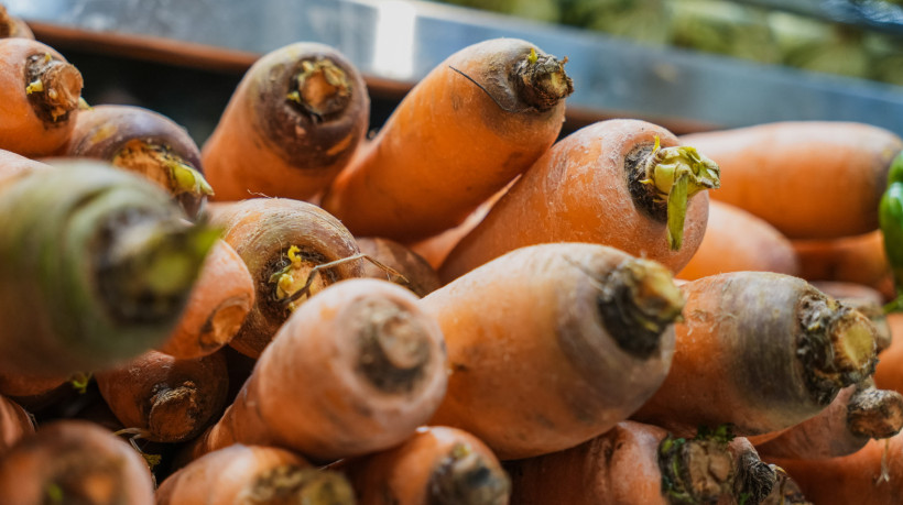 No grupo alimenta&ccedil;&atilde;o e bebidas, o item tub&eacute;rculos, ra&iacute;zes e legumes teve importante queda em outubro
