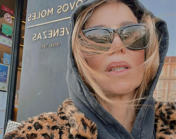 A atriz Danielle Winits é o nome artístico de Danielle Winitskowski. Atriz, bailarina e cantora, ela é carioca e possui origem russa graças à família por parte de mãe. 