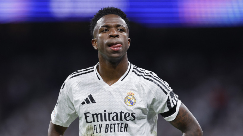 Atacante Vinicius Junior no jogo Real Madrid x Arsenal, no Santiago Bernabéu, pela Champions League