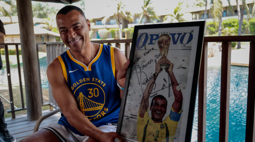 Cafu concedeu entrevista para equipe de Esportes do JORNAL O POVO para P&aacute;ginas Azuis em abril deste ano. 