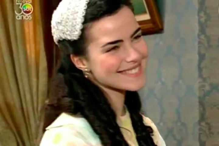 Sua transição para a TV começou em 1994, na novela Éramos Seis, que foi ao ar pelo SBT. 