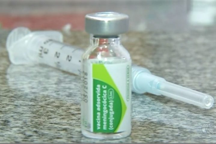 Meningite: É uma doença que ainda mata muito. A forma da doença causada por bactérias é a mais perigosa. Também pode ser transmitida por vírus (o mais comum) e fungos. 