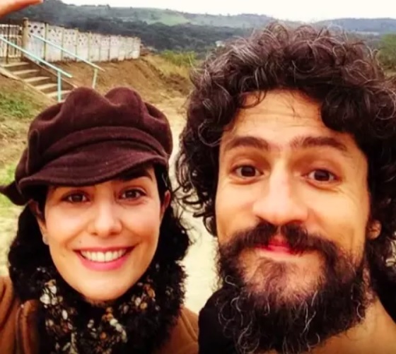 Discreta sobre a vida pessoal, Letícia foi casada por 12 anos com o ator e diretor Ângelo Antônio (1991-2003) e, depois, por seis anos com o ator Fernando Alves Pinto (2013-2019, foto). 