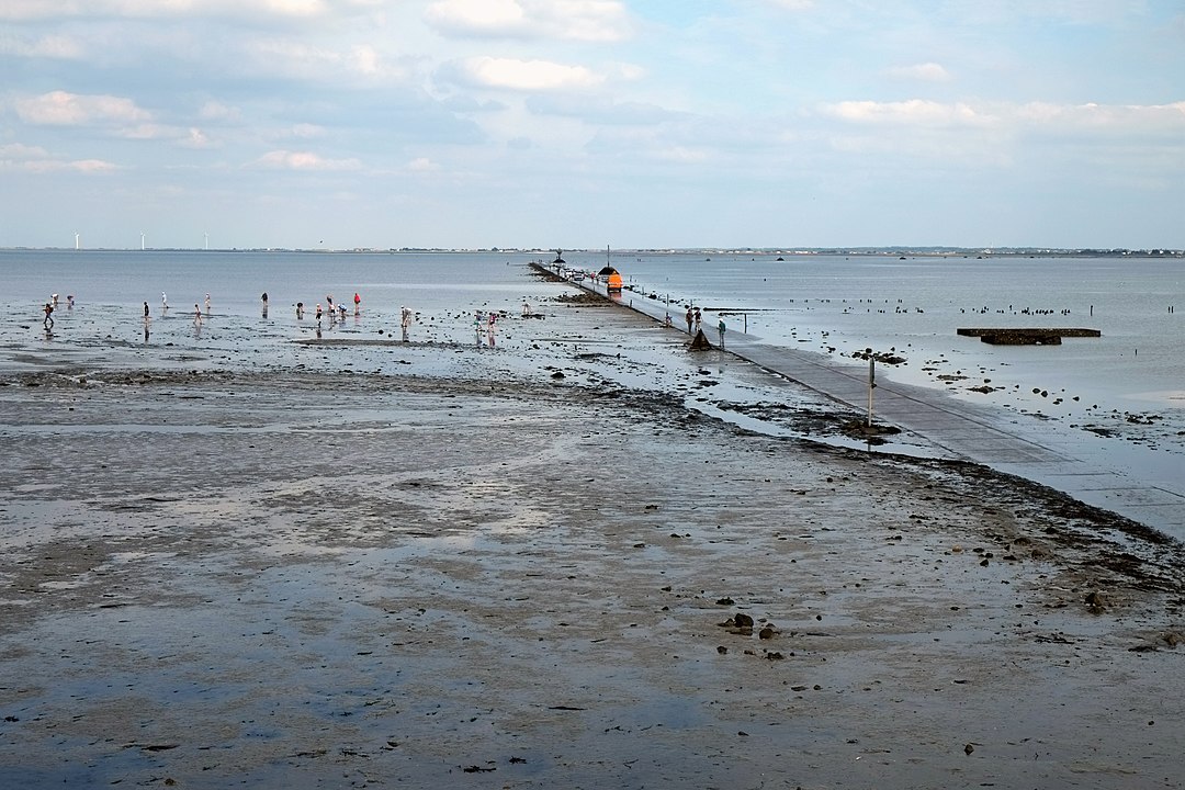 Passage du Gois (França) - Estrada situada na Baía de Bourgneuf, que une a Ilha de Noirmoutier ao continente, em Vendée.