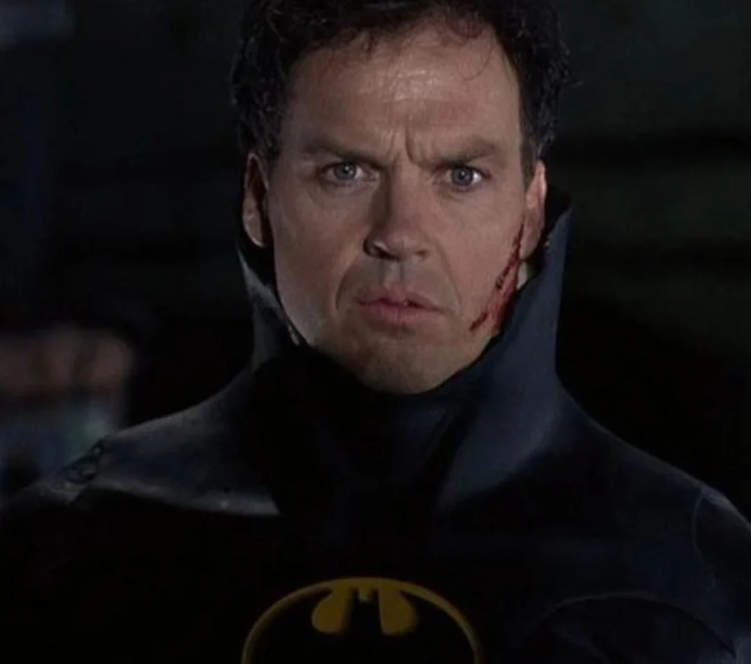 O sucesso o fez reprisar o papel do homem-morcego em Batman Returns (1992). Nas produções, o artista contracenou com alguns dos melhores vilões da história dos quadrinhos: Coringa (Jack Nicholson), Pinguim (Danny Devito) e Mulher-Gato (Michelle Pfeiffer).