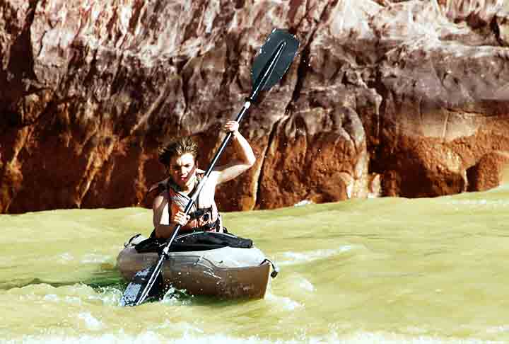 Na Natureza Selvagem (2007): O filme conta a história real de um jovem que decide deixar tudo para trás para viver em meio à natureza. Algumas cenas foram rodadas no Grand Canyon.