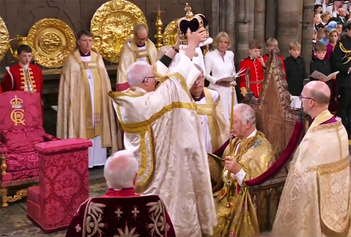 Religião dos Filhos: Os filhos de futuros monarcas ainda precisam ser criados na fé anglicana.