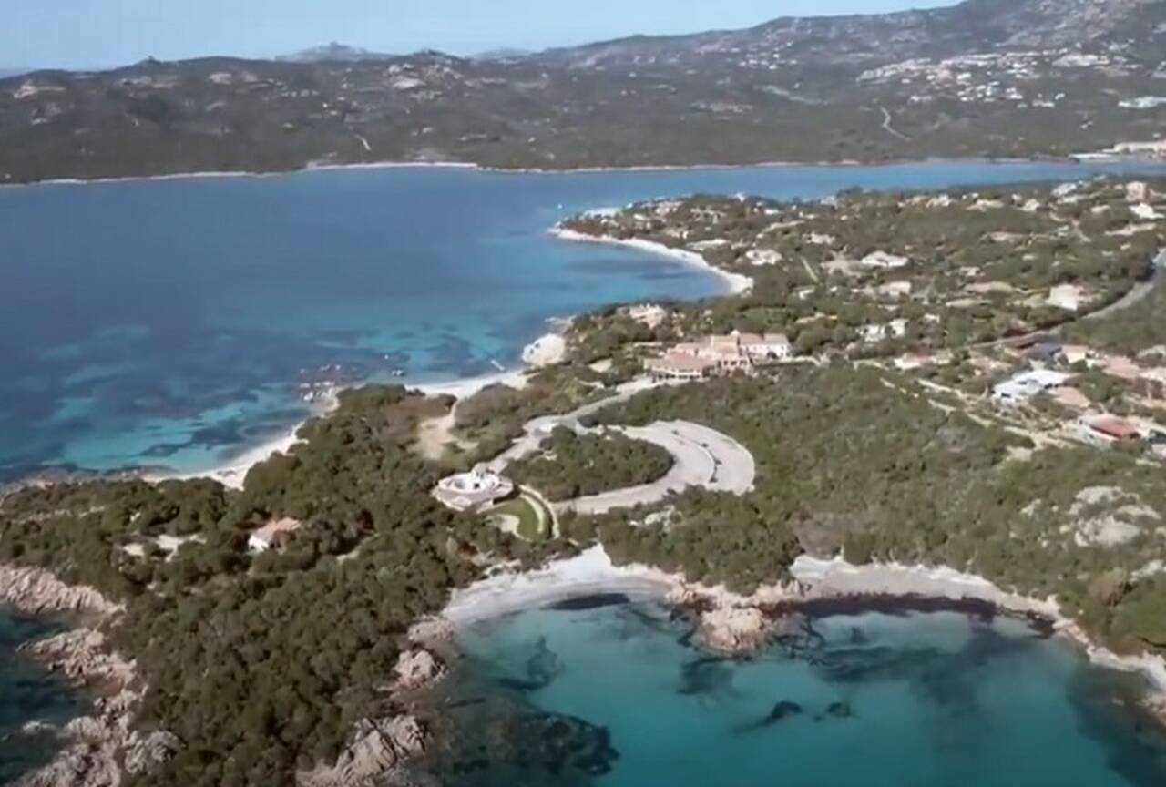 Além disso, a Sardenha oferece um estilo de vida único, que mistura o charme do antigo e do moderno. Embora seja famosa pela Costa Esmeralda e pelos resorts de luxo, a ilha preserva um estilo mais simples e rústico em suas aldeias e pequenas cidades.