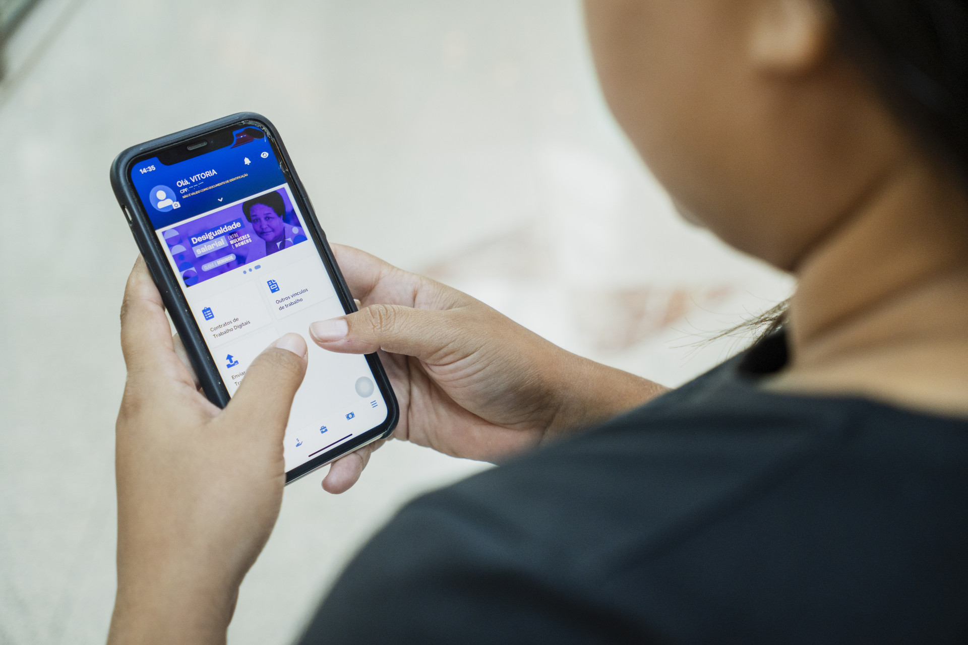 ￼NO Ceará, mulheres recebem, 
em média, 9,9% a menos do que os homens (Foto: FERNANDA BARROS)