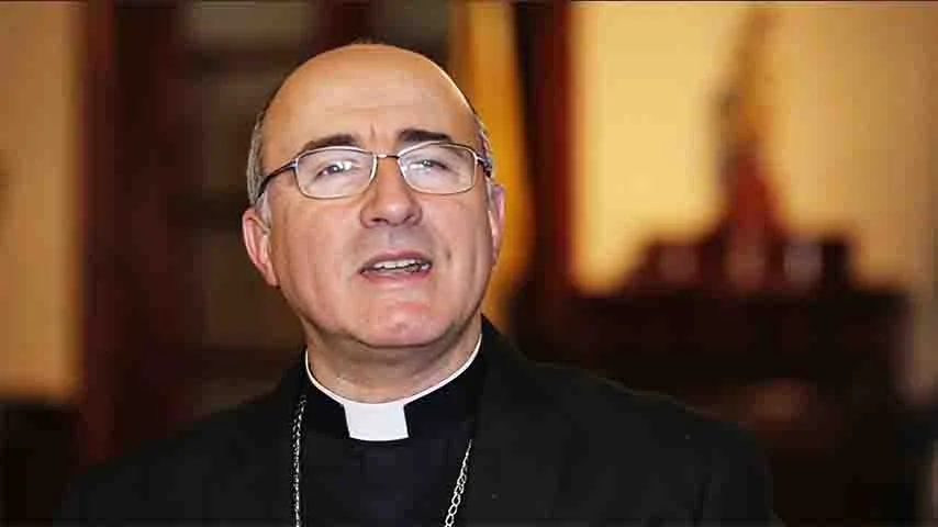 Daniel Fernando Sturla (Uruguai) - Único sul-americano da lista, é arcebispo metropolitano de Montevidéu, capital uruguaia. Ele tem 65 anos e foi nomeado cardeal pelo Papa Francisco.
