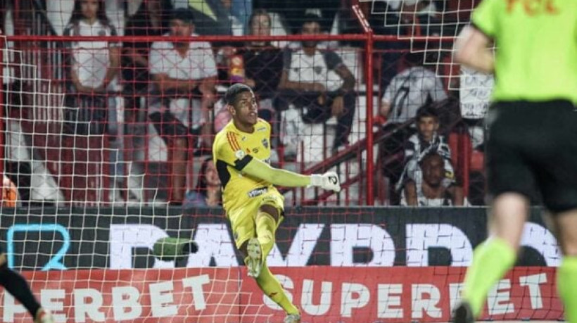 Reserva de Everson, o jovem de 22 anos se destacou nas primeiras rodadas do Campeonato Mineiro e assina até dezembro de 2029