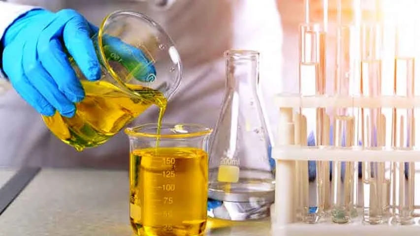 Nesta época houve a introdução de compostos sintéticos que permitiram criar fragrâncias antes inalcançáveis apenas com ingredientes naturais.