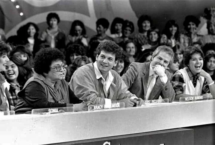 2024 marcou o adeus de uma lenda! O apresentador Silvio Santos morreu, aos 93, no dia 17 de agosto, em decorrência de uma broncopneumonia após infecção por H1N1. Relembre os jjurados de um dos quadros mais emblemáticos da história da carreira do maior nome da TV do Brasil. 