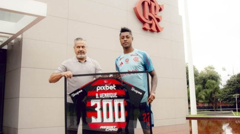 Atacantes alcançaram números expressivos de jogos pelo Rubro-Negro na goleada por 4 a 0 sobre o Corinthians, no último domingo