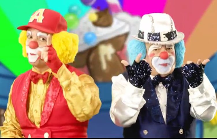 Atchim e Espirro - Eduardo Reis e Carlos Alberto de Oliveira, respectivamente, formaram a dupla em 1983 para o programa Turma da Pipoka, da TV Gazeta. Depois, criaram programas próprios e gravaram discos. A dupla faz shows e tem canal de vídeo. 