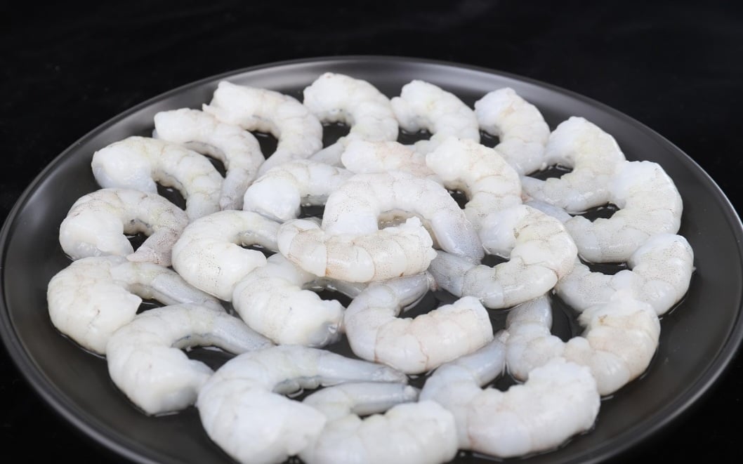 Estes animais pertencem ao subfilo dos crustáceos, com exoesqueleto da quitina. Seu corpo é dividido em duas partes: cefalotórax e abdômen, apresentando um aparelho digestivo completo. 