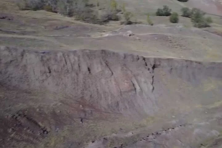 Segundo o arcebispo James Ussher, Noé nasceu em 2.948 a.C. e morreu com 950 anos em 1.998 a.C. Seus três filhos mais conhecidos eram Sem, Cam ou Cã e Jafé.